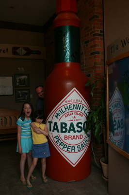 18_big_tobasco_bottle1.jpg