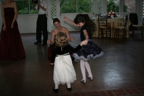 10_girls and bridesmaid dancing 074.JPG