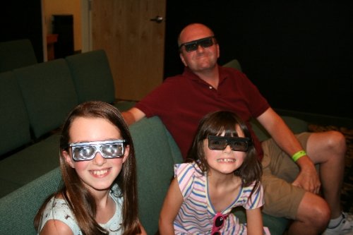 02 ready for 3D movie.JPG